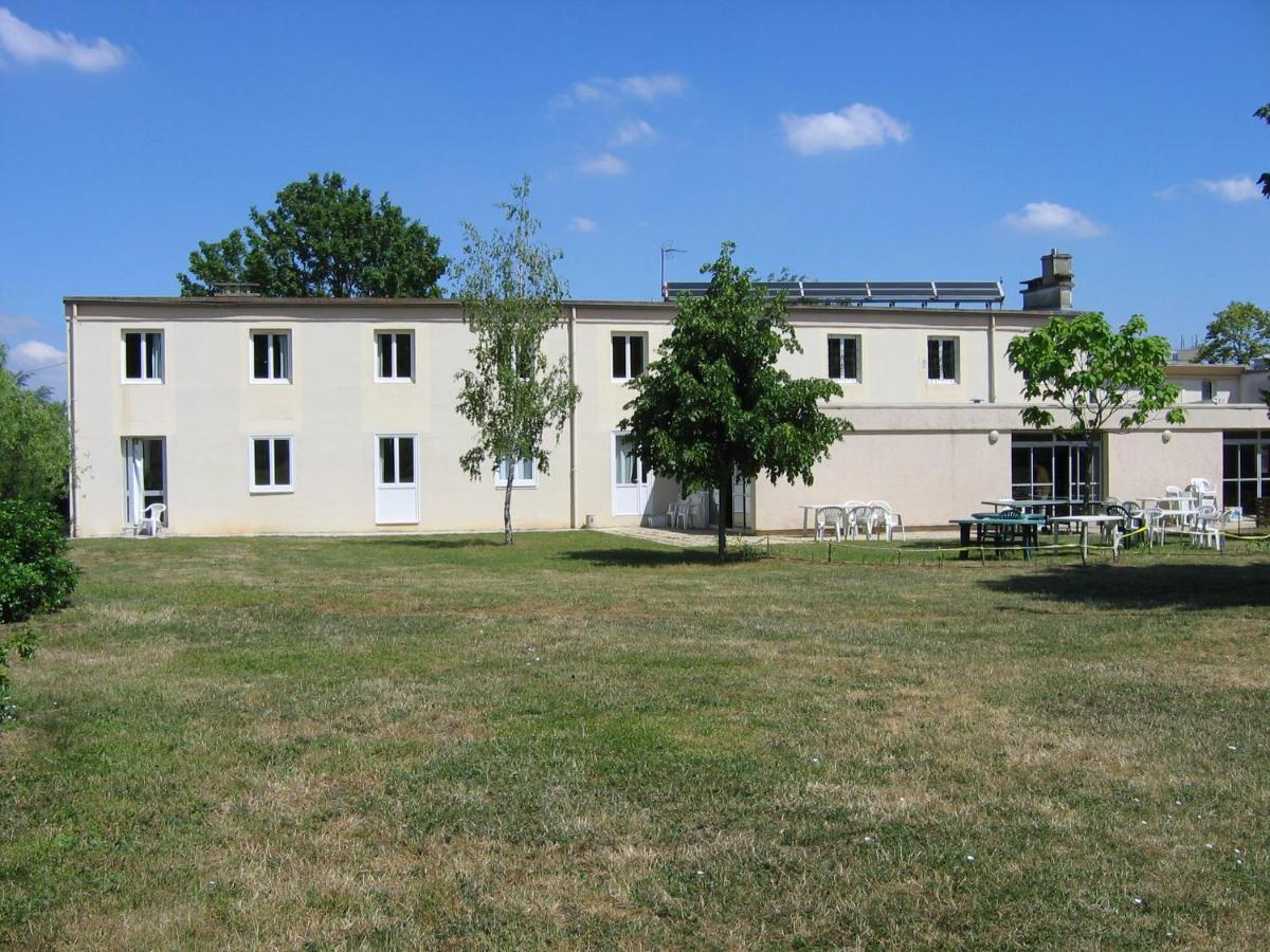 Auberge De Jeunesse Hi Пуатье Экстерьер фото